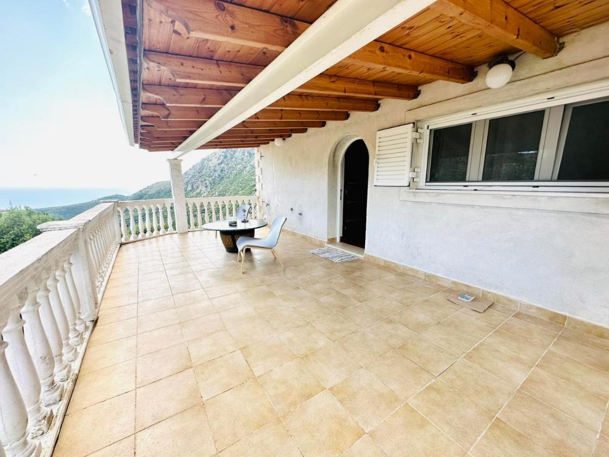 Villa Vista Himare Exteriör bild