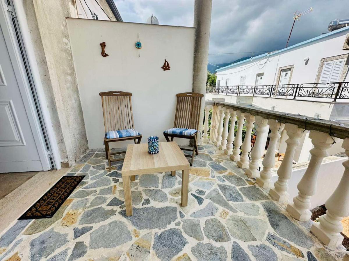 Villa Vista Himare Exteriör bild